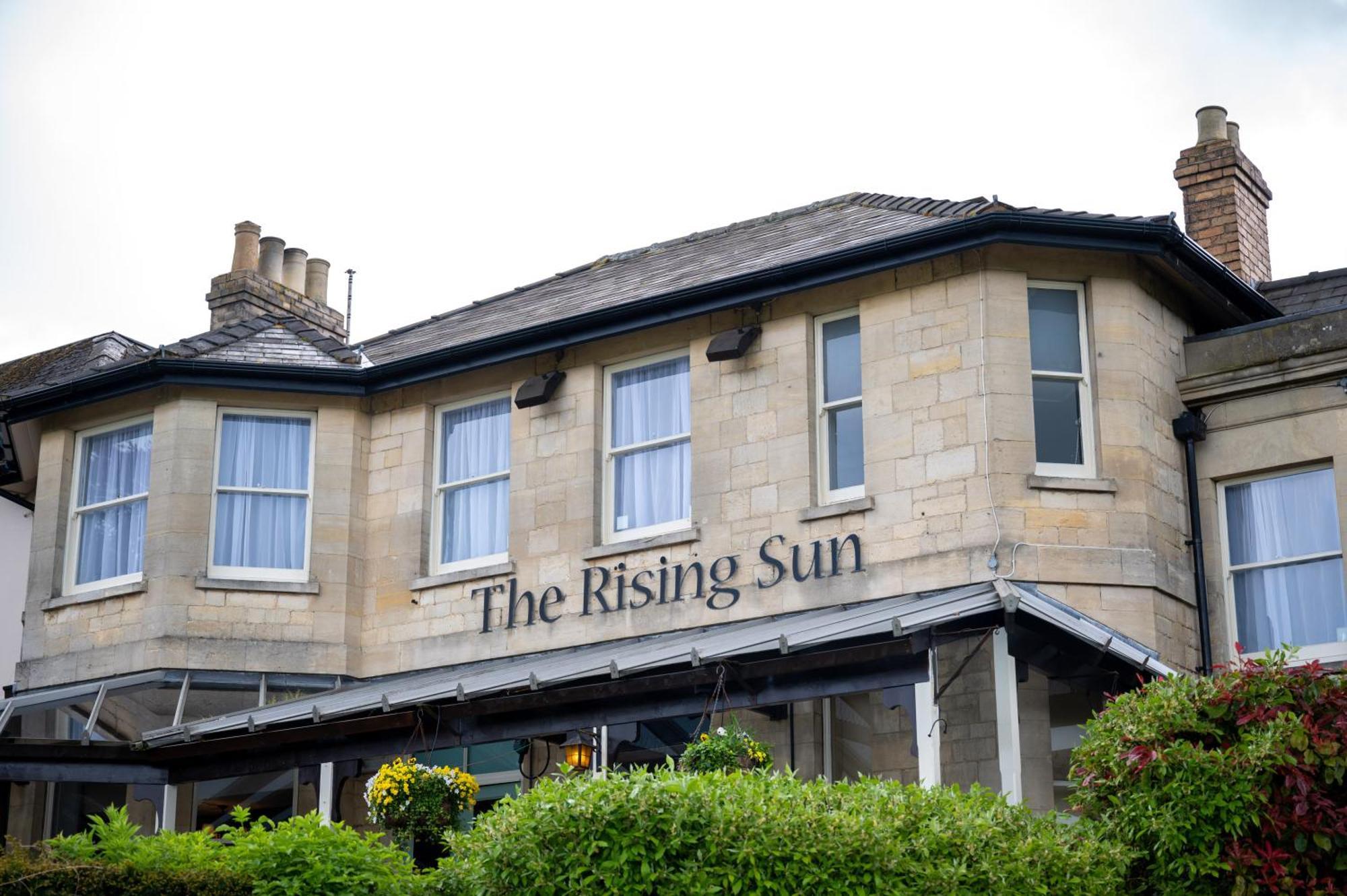 Rising Sun Hotel by Greene King Inns Cheltenham Eksteriør bilde